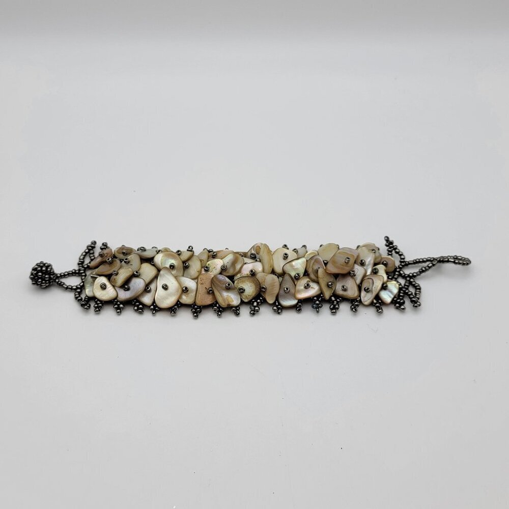 Natural Mother Of Pearl Cluster Toggle Bracelet Silver Tone Seed Bead Woven 6.5"